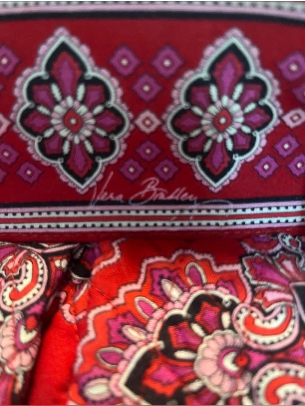 ♥️ Retired Vera Bradley Morgan “Frankly Scarlet”Paisley Quilted Tote